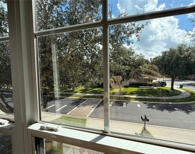 1057 Priory Circle - Photo Thumbnail 26