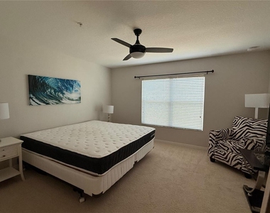 1057 Priory Circle - Photo Thumbnail 9