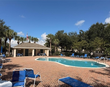 1057 Priory Circle - Photo Thumbnail 27