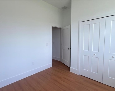 16171 Sw 22nd Court - Photo Thumbnail 21