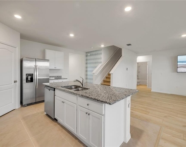 3210 Silas Drive - Photo Thumbnail 12