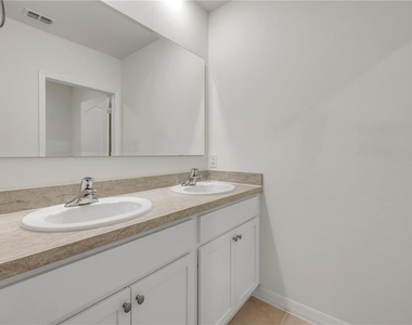 3210 Silas Drive - Photo Thumbnail 46