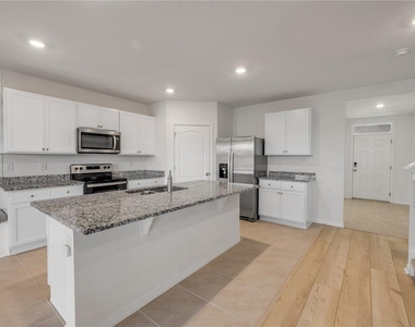 3210 Silas Drive - Photo Thumbnail 8
