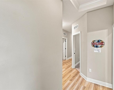 7721 Somersworth Drive - Photo Thumbnail 3