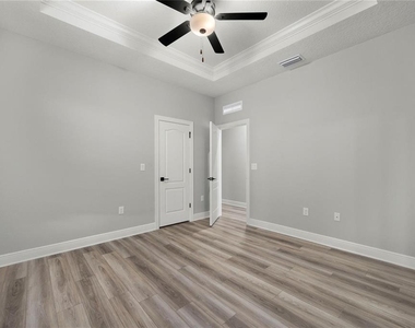 7721 Somersworth Drive - Photo Thumbnail 13