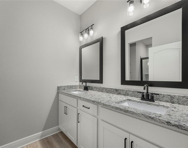 7721 Somersworth Drive - Photo Thumbnail 18
