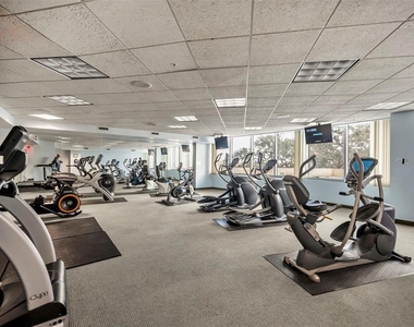 322 E Central Boulevard - Photo Thumbnail 29