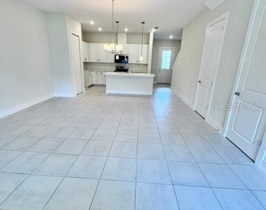 1523 Heritage Place - Photo Thumbnail 3