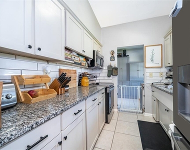 1624 Hollis Drive - Photo Thumbnail 19
