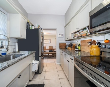 1624 Hollis Drive - Photo Thumbnail 21