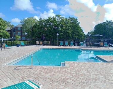 5737 Gatlin Avenue - Photo Thumbnail 17