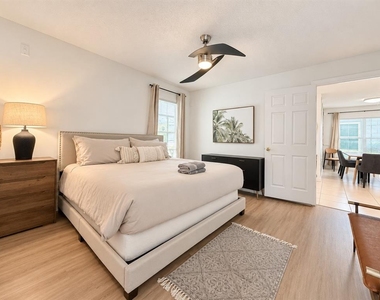 644 Allison Avenue - Photo Thumbnail 6
