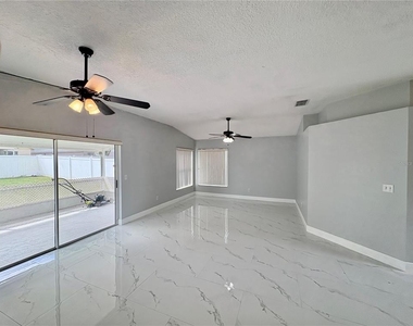 514 Short Pine Circle - Photo Thumbnail 5
