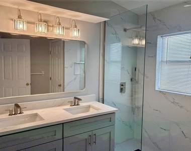 514 Short Pine Circle - Photo Thumbnail 12