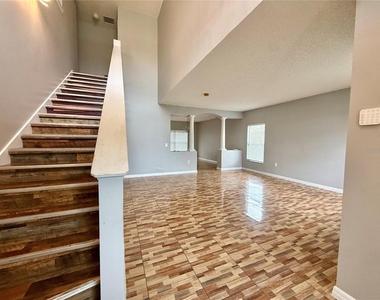 677 Elbridge Drive - Photo Thumbnail 2