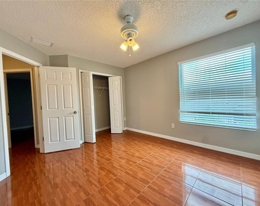 677 Elbridge Drive - Photo Thumbnail 17