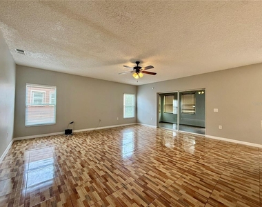 677 Elbridge Drive - Photo Thumbnail 5