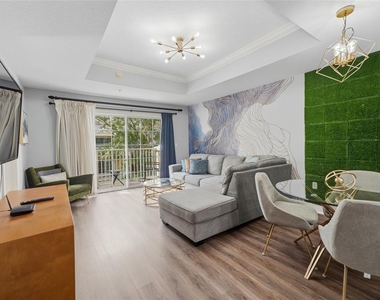 1310 Seven Eagles Court - Photo Thumbnail 11