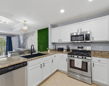 1310 Seven Eagles Court - Photo Thumbnail 5