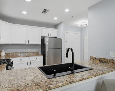 1310 Seven Eagles Court - Photo Thumbnail 10