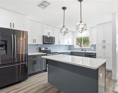 10840 Wilderness Court - Photo Thumbnail 8