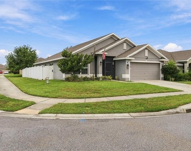 796 Meadow Pointe Drive - Photo Thumbnail 1