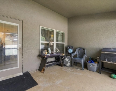 796 Meadow Pointe Drive - Photo Thumbnail 19