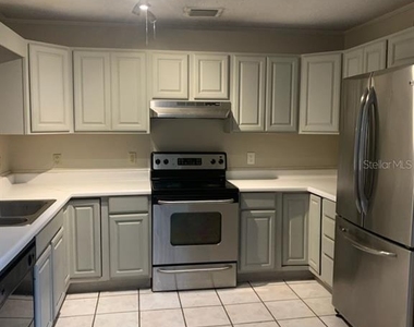 48 E King Street - Photo Thumbnail 8