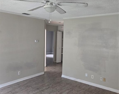 48 E King Street - Photo Thumbnail 21