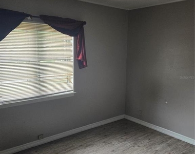 48 E King Street - Photo Thumbnail 16