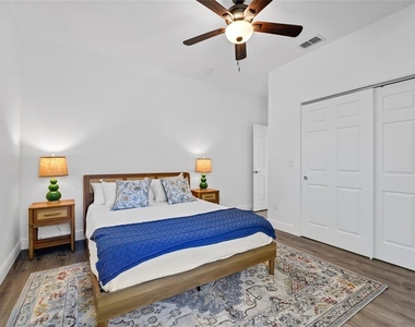 2011 Villa Sites Drive - Photo Thumbnail 3