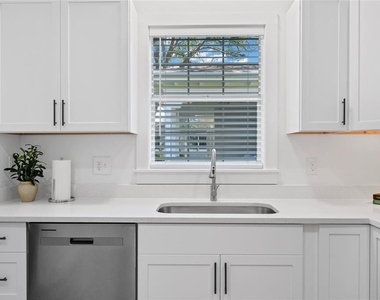 2011 Villa Sites Drive - Photo Thumbnail 54