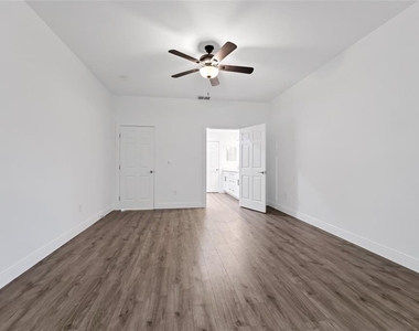 2011 Villa Sites Drive - Photo Thumbnail 35