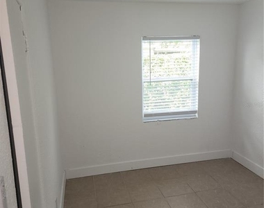 1519 S Parramore Avenue - Photo Thumbnail 9