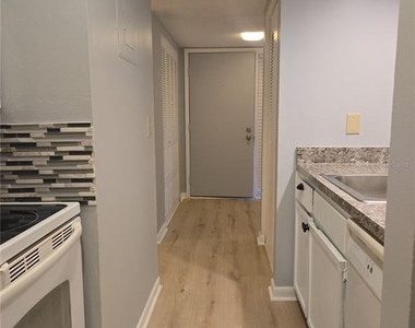 160 Live Oak Woods Court - Photo Thumbnail 3