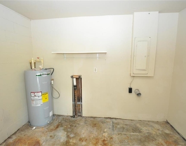 1625 Pineberry Street - Photo Thumbnail 16