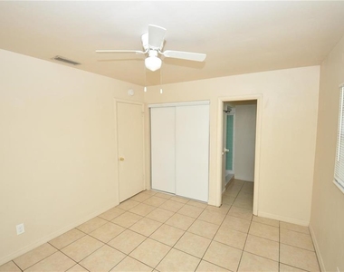 1625 Pineberry Street - Photo Thumbnail 15