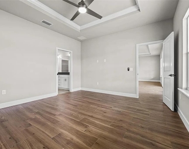 6724 Sw 12th Lane - Photo Thumbnail 8