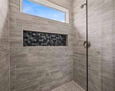 6724 Sw 12th Lane - Photo Thumbnail 11