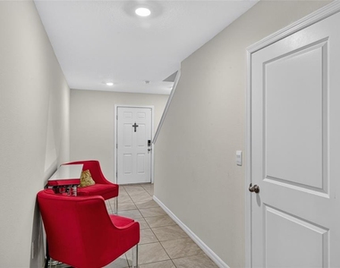1230 Nw 248th Drive - Photo Thumbnail 3