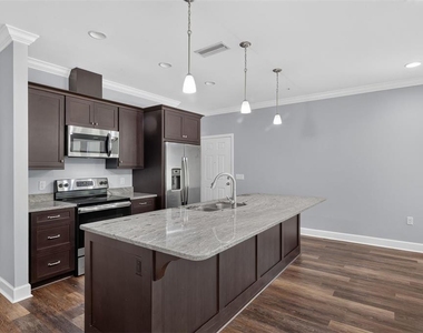 2839 Sw 87 Drive - Photo Thumbnail 5