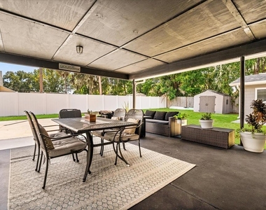 1210 E Caroline Street - Photo Thumbnail 52