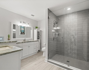 1210 E Caroline Street - Photo Thumbnail 27