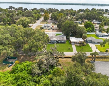 1210 E Caroline Street - Photo Thumbnail 40