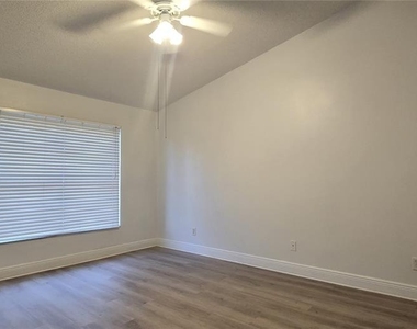 15044 Margaux Drive - Photo Thumbnail 7