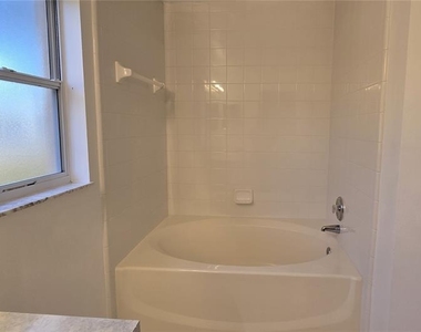 15044 Margaux Drive - Photo Thumbnail 9