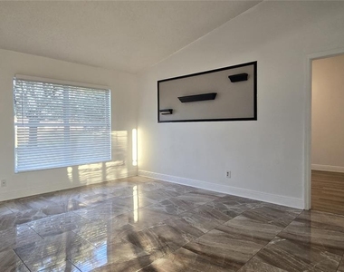 15044 Margaux Drive - Photo Thumbnail 6