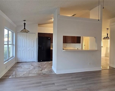 15044 Margaux Drive - Photo Thumbnail 14