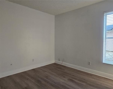 15044 Margaux Drive - Photo Thumbnail 18
