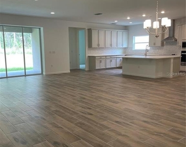 571 Via Bella Ct. - Photo Thumbnail 4